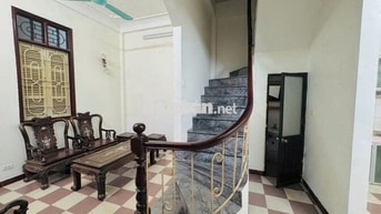 Cho thuê nhà Đội Cấn - 35m² x 4 tầng dân xây - 3PN - chỉ 11 triệu