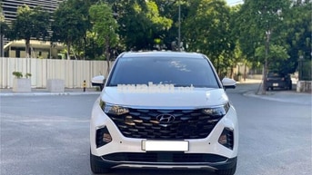 Hyundai Custin 2.0T Cao Cấp 2023 Trắng 7 chỗ