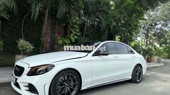 Mercedes C300 AMG Facelift 2019 Trắng Tự động
