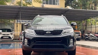 Kia Sorento 2016 Dầu Tự động Đen 12 vạn km