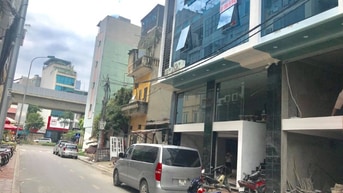 Chính Chủ Cho Thuê Mặt Bằng KD giá rẻ 236 Nguyễn Văn Tuyết, Đống Đa,HN