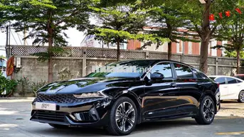 Kia K5 Luxury Đen 38.000km