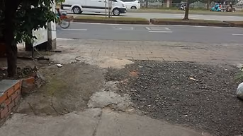 Nhà MT thụt võ văn kiệt sát Bệnh viện mới