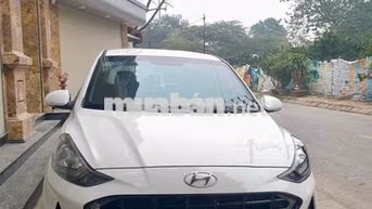 Hyundai Grand i10 Trắng Việt Nam