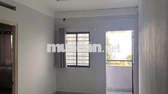 Cần bán gấp căn hộ chung cư Bàu cát 2 lô thang bộ 2pn chỉ 2ty6  sổH 