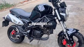 moto  -rất mới -máy êm ru