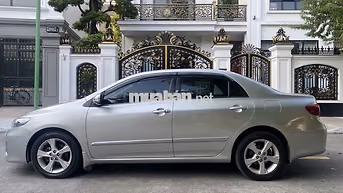 Toyota Corolla Altis 2.0V 2013 bản cao cấp số tđ