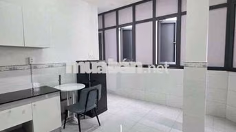 phòng 30m2, đường Nguyễn Thiện Thuật, P.1, Q.3