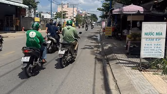 Chính chủ bán gấp kho đang cho thuê 30tr/th mặt tiền Trương Thị Hoa