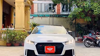 Audi TT Sline 2017 mode 2018 Nhập Trắng 30.000km