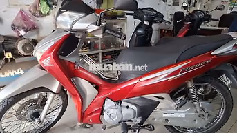 Honda Future 125 Fi 2024 Đỏ bạc