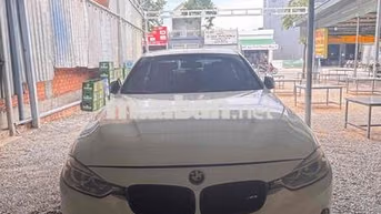 BMW 320i 2014 Trắng 5 chỗ