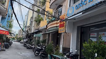 Bán nhà đoàn nhữ hài Phường xóm chiếu Q4,dt:3,5x15,5m,giá:16.7tỷ(3 lầu