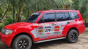 Mitsubishi Pajero V73 5 chỗ Số sàn Xăng Đỏ