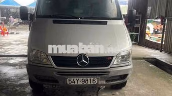 Mercedes-Benz Sprinter Van Bạc 2 chỗ