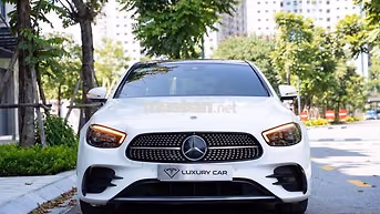 Mercedes E300 AMG 2021 Trắng 60000 km