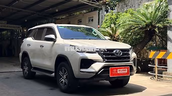 FORTUNER MÁY DẦU TỰ ĐỘNG 2022 - TRẮNG NGỌC TRAI