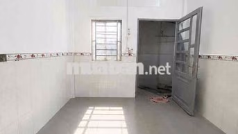 CÁC IUH 300n - PHÒNG TRỆT SẲN MÁY LẠNH - CỬA SỔ TRỜI