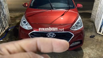 Hyundai Grand i10 Đỏ 5 chỗ
