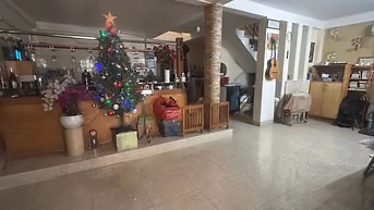 Bán gấp nhà MT nhựa 8m khu hành chính Lâm Hoành P An Lạc