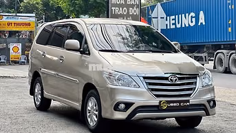 Toyota Innova 2014