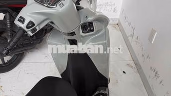 Honda Vision Xám 100km