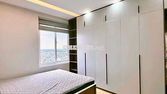Cho thuê Chung cư Nguyễn Văn Cừ  112m2 2 ngủ + 2 WC Full đồ nội thất-