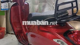 Piaggio Vespa Primavera Đỏ