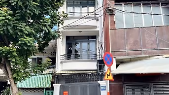 CHO THUÊ NHÀ NGUYÊN CĂN MẶT TIỀN ĐƯỜNG TRƯỜNG SA VIEW KÊNH NHIÊU LỘC