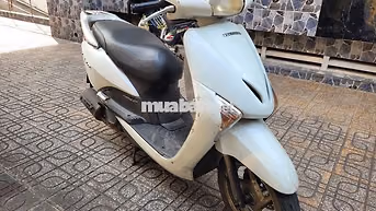 Honda Lead SCR Fi Trắng
