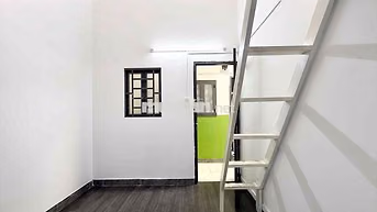 NGAY HUTECH,UTH,NGOẠI THƯƠNG GÁC GIÁ RẺ