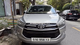 Toyota Innova E 2019 Số sàn Bạc 7 chỗ