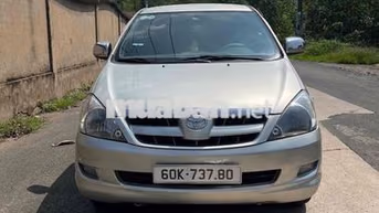 Toyota Innova 2006 Bạc 8 chỗ