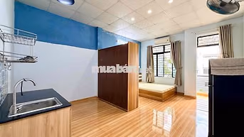 CHO THUÊ PHÒNG QUẬN 10 RỘNG 40M2_CÓ BAN CÔNG_GẦN ĐH HOA SEN