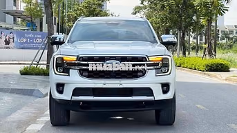 Cần bán Ford Everest Titanium 4x4 sx2022 siêu đẹp