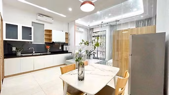 Căn Hộ 1PN Ngay Nguyễn Gia Trí Full Nội Thất Gần Các Trường Đại Học