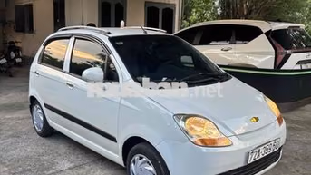 Chevrolet Spark LT Trắng 5 chỗ xe gia đình