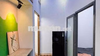 2PN - Balcon - Ngay Vòng Xoay Dân Chủ - Quận 10 - Full Nội Thất