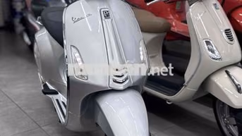 Piaggio Vespa Sprint 125 ABS iGet Bạc