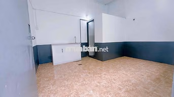 PHÒNG LINH CHIỂU NGAY ĐH NGÂN HÀNG - SƯ PHẠM KỸ THUẬT