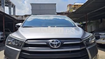 Toyota Innova E 2.0 SX 2017 Số sàn Bạc