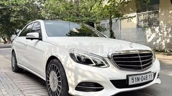 Mercedes-Benz E200 2014 Trắng chính chủ bán