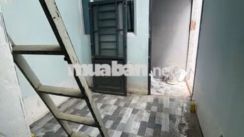 duplex mới 100% gần iuh vlu cao đẳng hồng đức có gác cao ko đụng đầu 