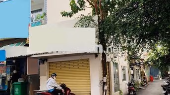 GÓC 2MT HẺM UNG VĂN KHIÊM 3X8M GẦN CỔNG HUTECH