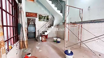Nhà Nguyên Căn ngay tại chợ bờ hồ