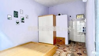 Phòng trọ cấp 4 gần trường UNETI - HOU - HUBT có đh, nl, vskk