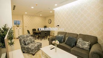 Cho thuê gấp căn 2pn toà park 3 - vinhomes Landmark 81