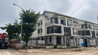  🌳 CÁCH HỒ GƯƠM CHỈ 12KM – BIỆT THỰ VƯỜN NGAY CỔNG CHÍNH, SỔ HỒNG