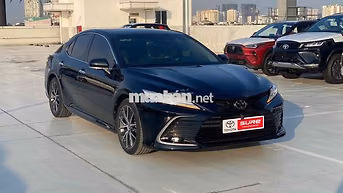 Toyota Camry 2.5Q 2022 Đen 43.000km