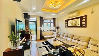 Nhà 1 Trệt 3 Lầu 5PN 4,2x23m KDC Kiều Đàm Gần Lottlemart Quận 7